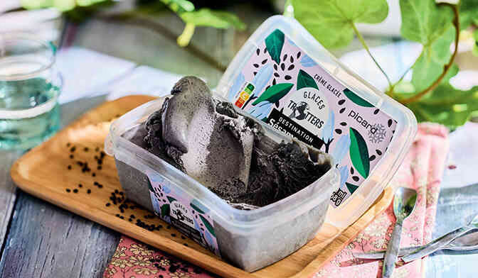 Crème glacée sésame noir