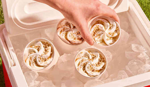 4 sundaes vanille sauce caramel