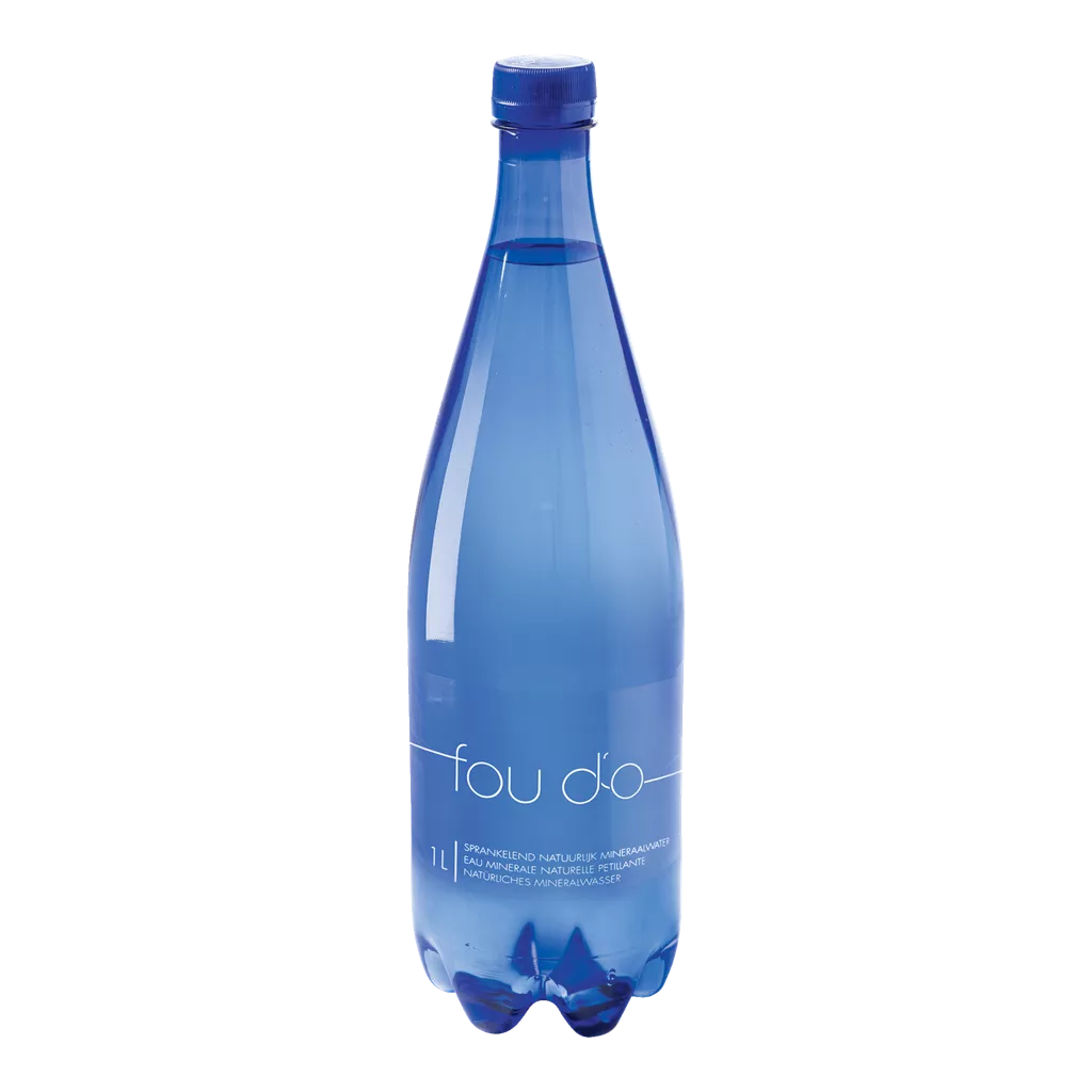 Eau légèrement gazeuse