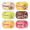 Crème glacée avec coulis